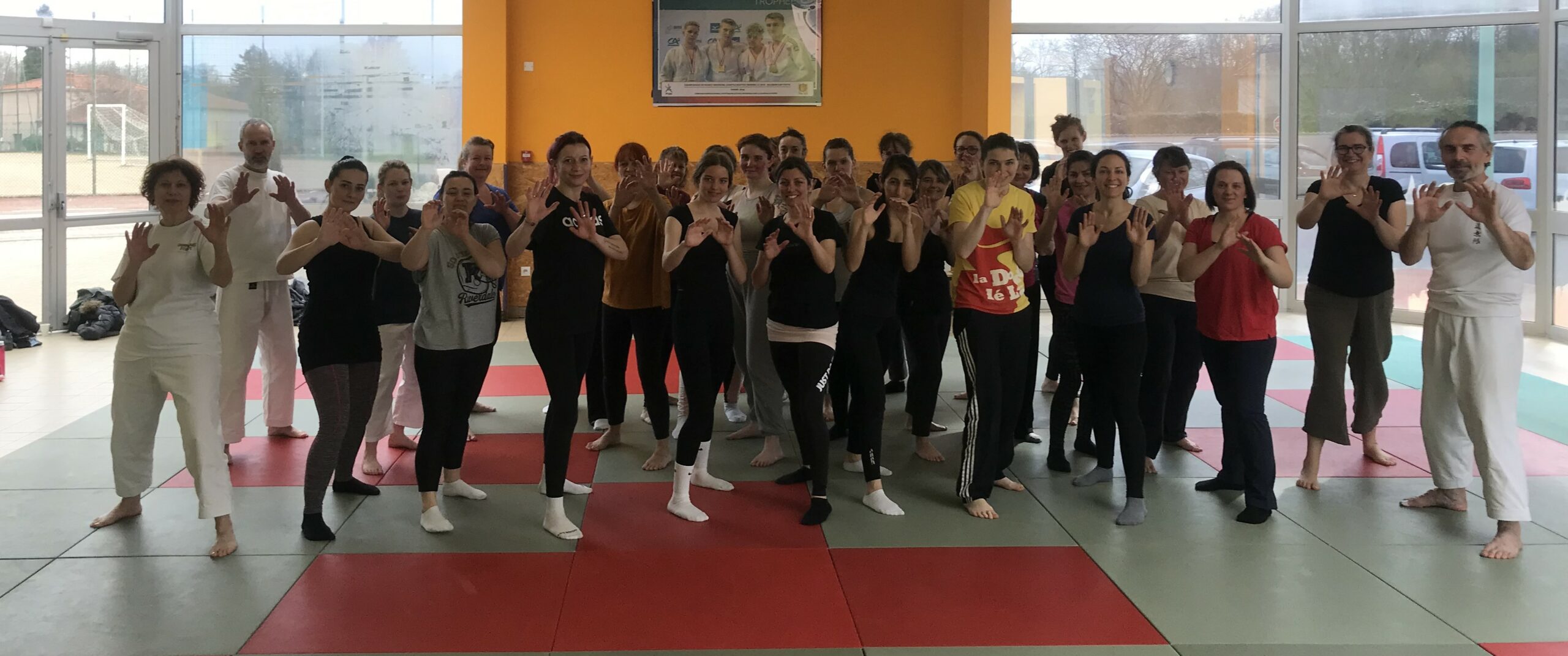 Stage d'initiation à la self-défense pour la Journée de la femme 2025 à Renaison et Roanne